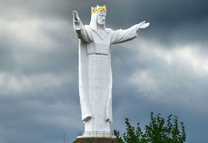 Kościół w Polsce i na Zachodzie