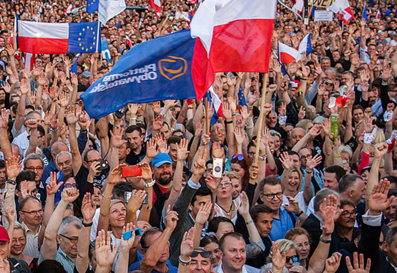 Stłumione uczucia stworzyły polską mitologię historyczną