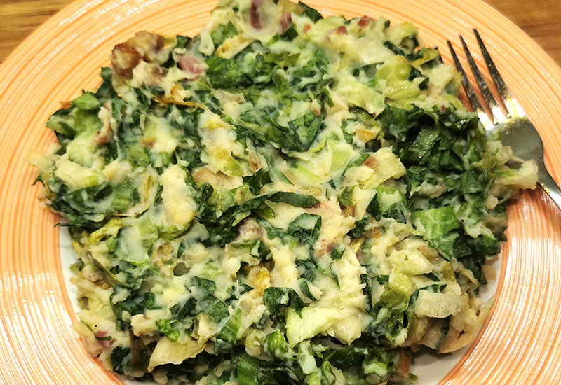 Endywia tłuczona z ziemniakami - holenderskie danie jednogarnkowe