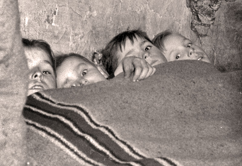 Nisza lub nocna alkowa czyli łóżko w szafie