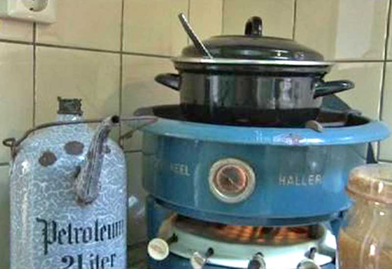 Sprzedawca nafty - wymarłe zawody